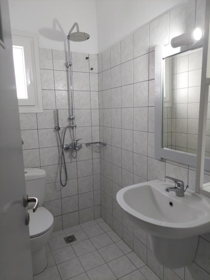 Styfilia Beachfront Apartments Platis Gialos  Eksteriør bilde