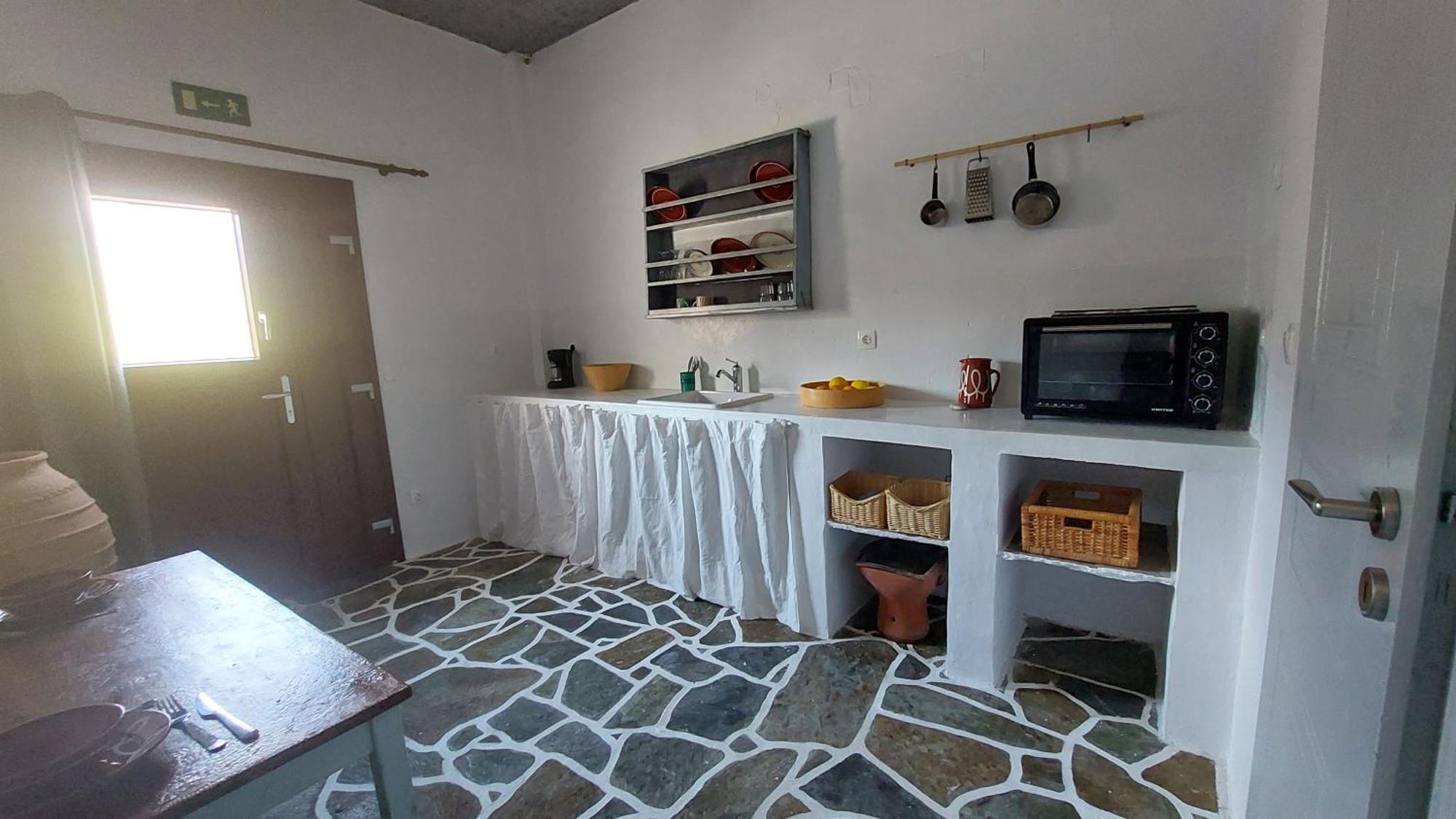 Styfilia Beachfront Apartments Platis Gialos  Eksteriør bilde